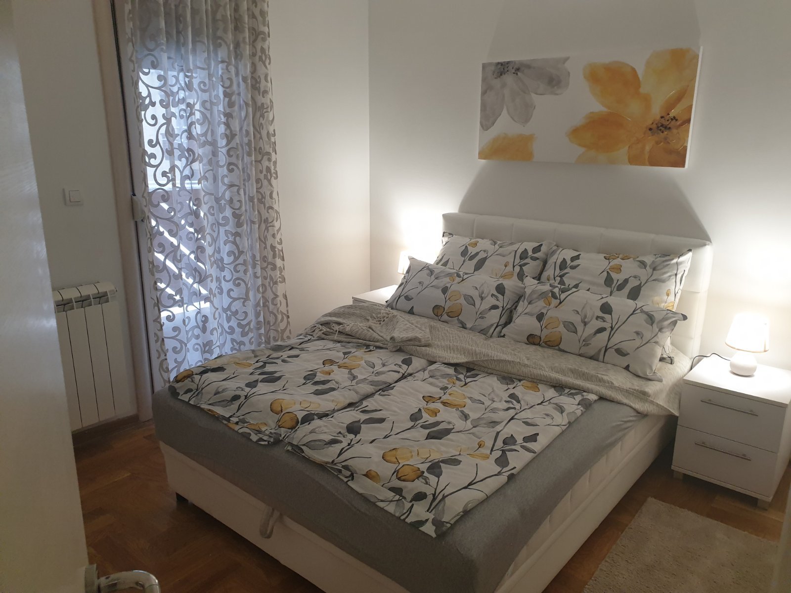 Golden Pine fotografija 3