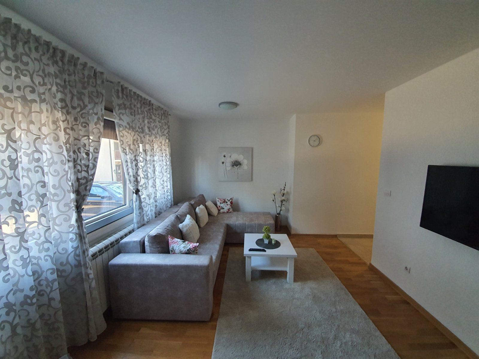 Golden Pine fotografija 5