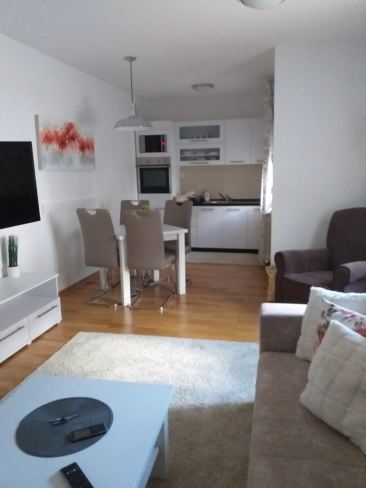 Golden Pine fotografija 16